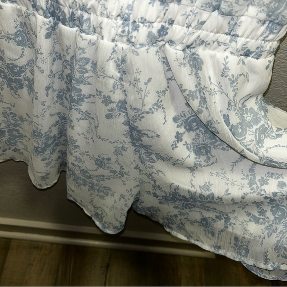 Miami Blue and White Flutter Sleeve Jumpsuit - Picture 6 of 10